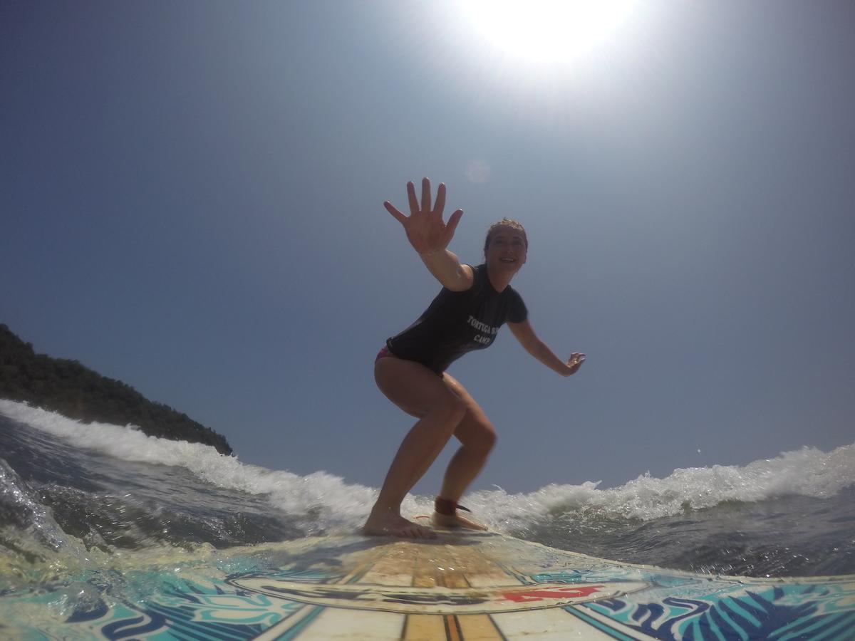 Hotel Perico Azul&Surf Camp Jacó Esterno foto